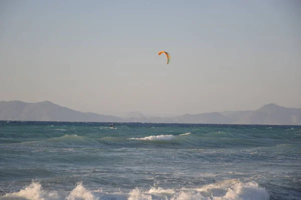 Theologos Rhodos Grécia Setembro 2021 Kitesurf Mar Egeu Ilha Rodes — Fotografia de Stock