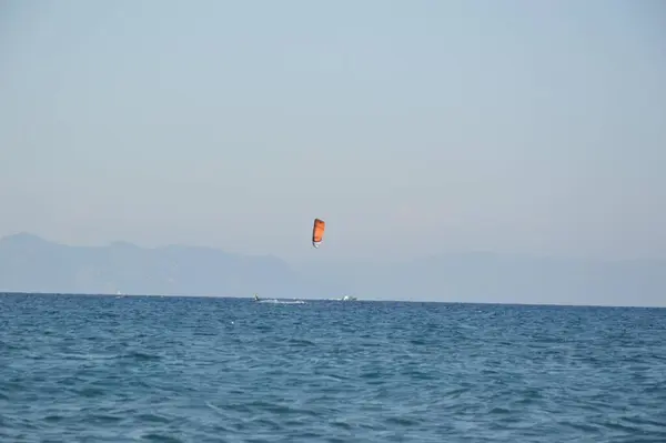 Θεολογοσ Ροδοσ Ελλαδα Σεπτεμβριου 2021 Kitesurfing Στο Αιγαίο Πέλαγος Της — Φωτογραφία Αρχείου