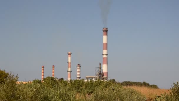 Panorama Dymiącego Komina Fabryki — Wideo stockowe