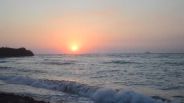 Yunanistan 'da Rodos' ta Agean Denizi kıyısında gün batımı