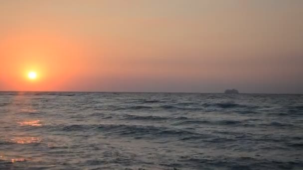 Západ Slunce Břehu Ageánského Moře Rhodosu Řecku — Stock video