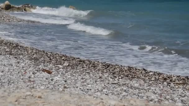 Surf Egejském Moři Ostrově Rhodos Řecku — Stock video