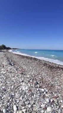 Yunanistan 'ın Rodos adasındaki Theologos kasabasının Panoraması