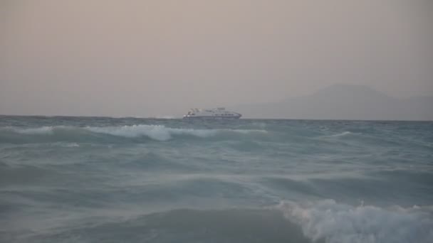 Высокоскоростные Паромы Эгейском Море Вдоль Острова Родос Греции — стоковое видео