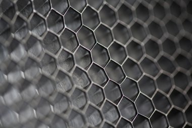 metal eğri arka plan sıradışı yorumu