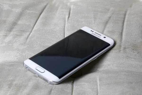 Tiro de nuevo Samsung S6 Edge — Foto de Stock