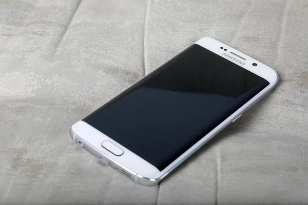 Tiro de nuevo Samsung S6 Edge — Foto de Stock