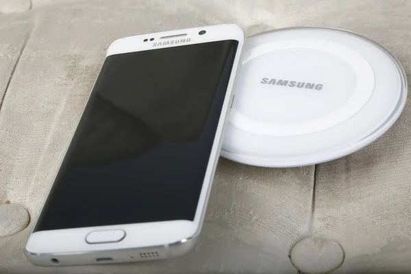 Tiro de nuevo Samsung S6 Edge — Foto de Stock