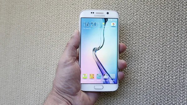 Tiro de nuevo Samsung S6 Edge — Foto de Stock