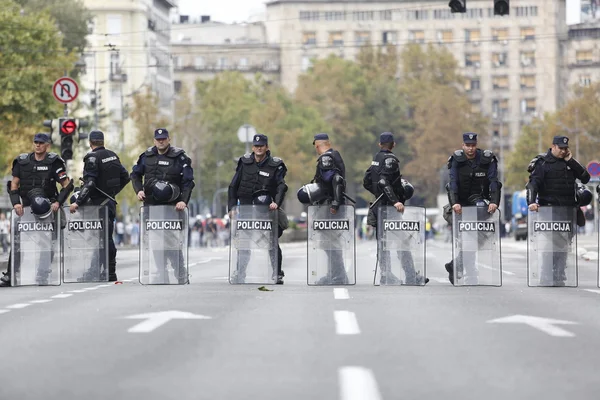 Lgbt pride parade in Belgrade — Stock Photo, Image