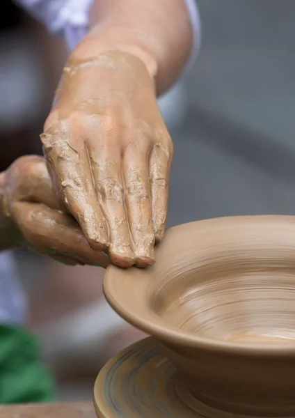 Potter Clay Bowl Child Hand — Stock Photo, Image