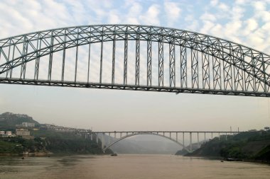 alacakaranlıkta güzel jiujiang yangtze Nehri Köprüsü