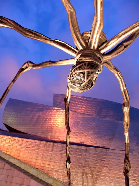 Bilbao guggenheim museum spider gehry — Stock Photo, Image