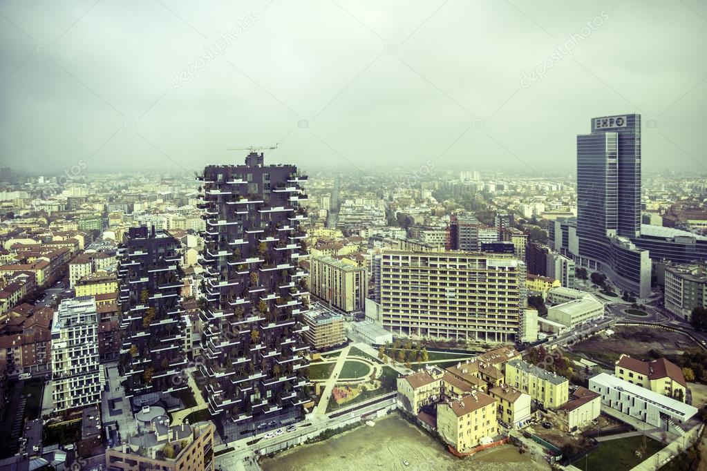 Milano skyline from nigh bosco verticale palazzo regione lombardia EXPO