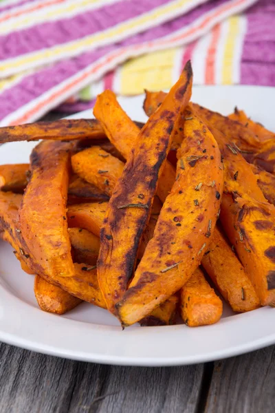 Tatlı patates kızartması — Stok fotoğraf