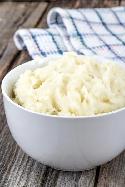 Schüssel mit Kartoffelpüree — Stockfoto