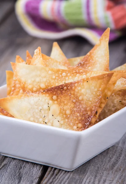 Fried wonton chips — Stock Photo, Image