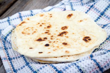 Ev yapımı Naan gözleme 