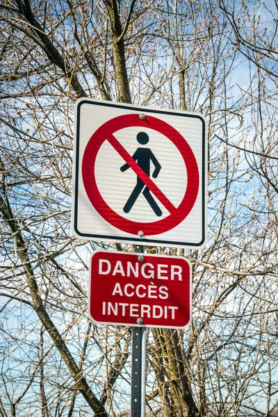 Pedestrian Access French Sign — Stockfoto