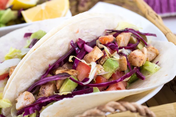 Mahi mahi pescado taco suave — Foto de Stock