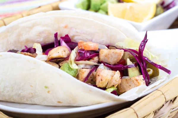 Mahi mahi pescado taco suave — Foto de Stock