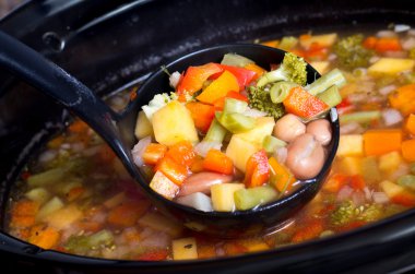 Slow cooker vegetable and beans soup clipart