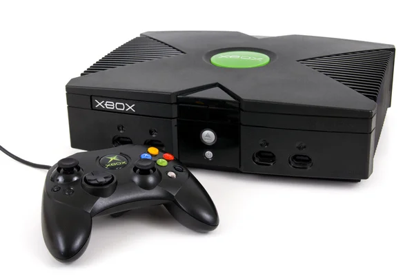 Microsoft XBOX Game Console и контроллер — стоковое фото