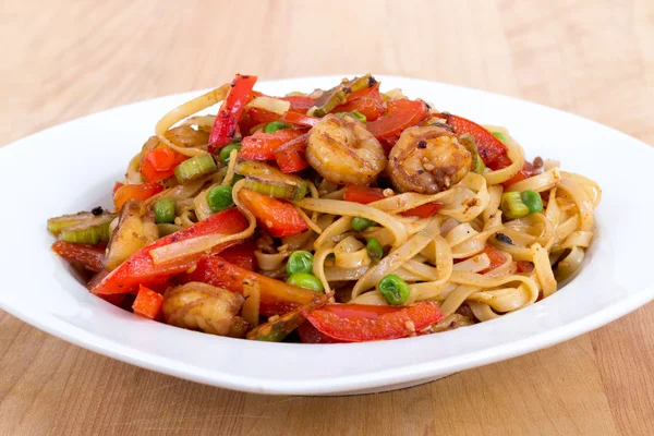 Shrimp saute  noodle with red pepper — Stock Photo, Image