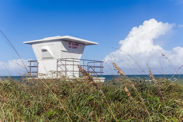 Estação Life Guard fechada — Fotografia de Stock