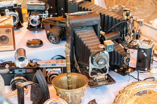 Barcelona España Junio 2019 Cámaras Antiguas Lentes Retro Para Fotógrafos —  Fotos de Stock