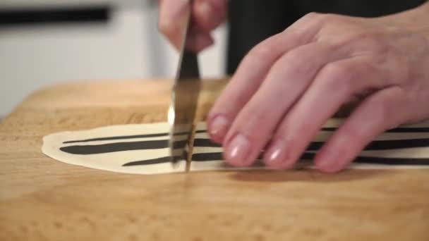 手作り餃子 シェフは餃子を作っています 餃子の調理 — ストック動画