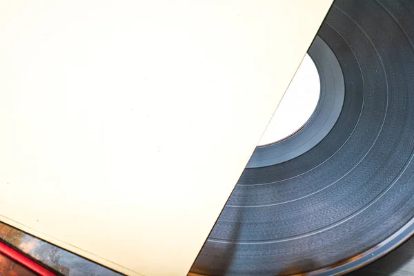 Une Pile Vieux Disques Vinyles Fermant Des Disques Est Moitié — Photo