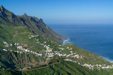 İspanya 'nın Tenerife kentindeki Tangana yakınlarındaki güzel Anaga Dağları