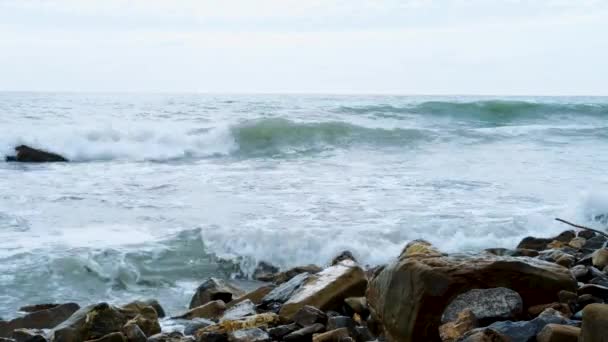 Vidéo Haute Résolution Temps Réel Grosses Vagues Mer Brisent Sur — Video