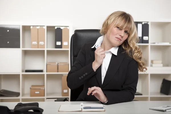 Zakenvrouw onder stress — Stockfoto