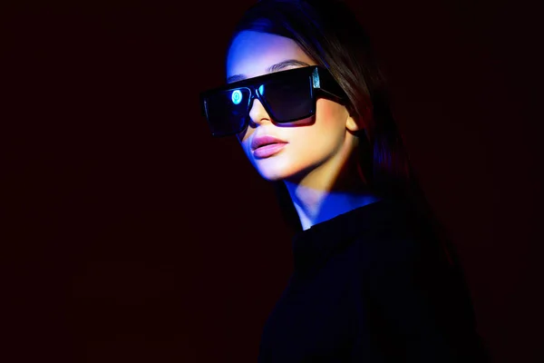 Fashion Portrait Young Elegant Woman Trendy Sunglasses Neon Light Studio — Stock Photo, Image