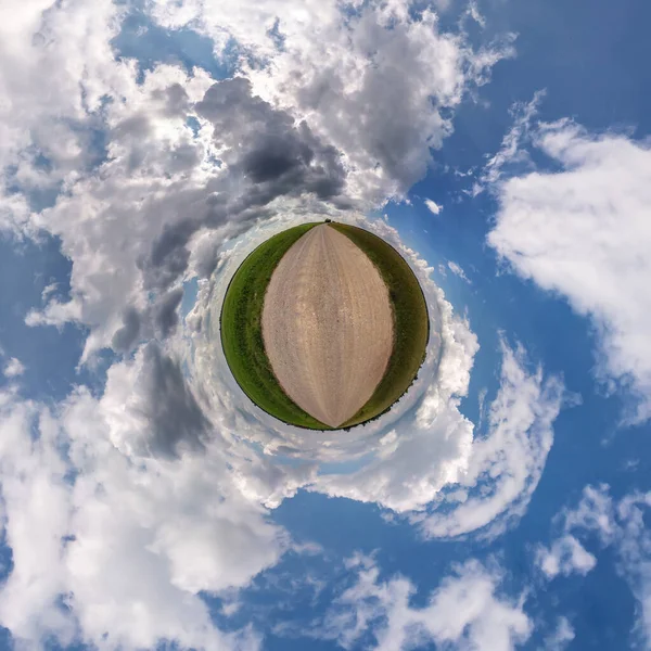 Liten Planet Omvandling Sfäriska Panorama 360 Grader Sfärisk Abstrakt Antenn — Stockfoto