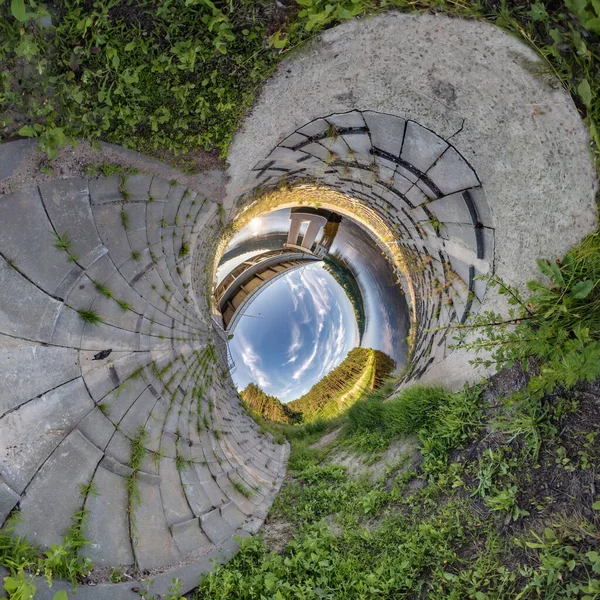 Blauwe Kleine Planeet Omkering Van Kleine Planeettransformatie Van Bolvormig Panorama — Stockfoto