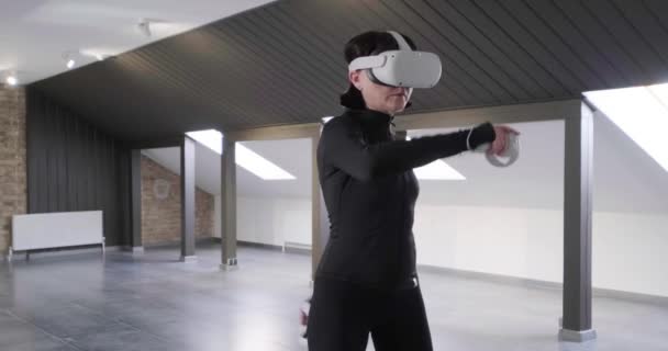 Femme Sans Fil 360 Vue Casque Réalité Virtuelle Gadget Dispositif — Video