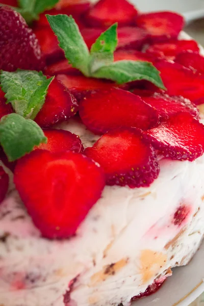 Gâteau aux fraises — Photo