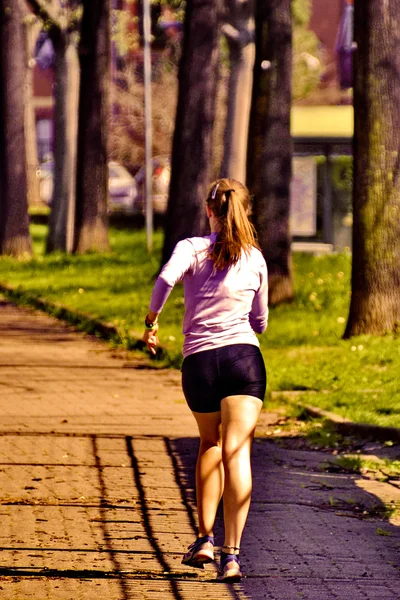 Jogging no parque — Fotografia de Stock