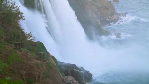 Cachoeira em Antalya, Turquia — Vídeo de Stock
