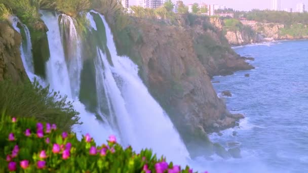 Duden waterfall in Antalya, Turkey — Stock Video