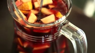 Alkollü içecek Sangria