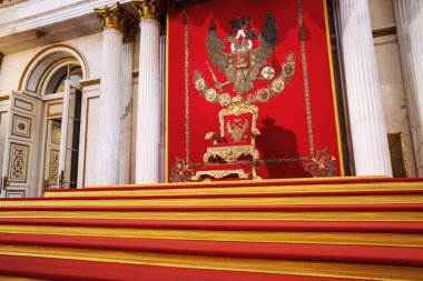St. Petersburg, Rusya, 8 Temmuz 2021. Devlet Hermitage Müzesi küçük taht odası
