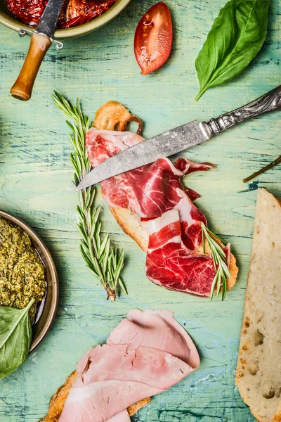 Ingredientes para aperitivos italianos — Foto de Stock