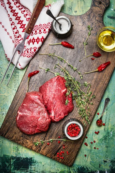 Rauw vlees steaks — Stockfoto
