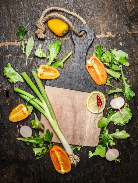 Fresh garden vegetables — Stock Photo, Image