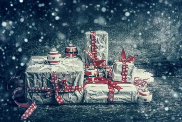 Weihnachtskarte mit handgemachten Geschenkboxen — Stockfoto