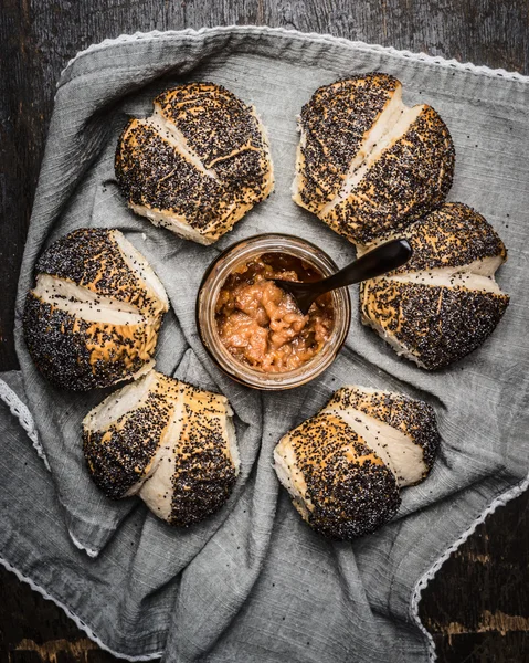 Buns with poppy seeds — Stock Photo, Image